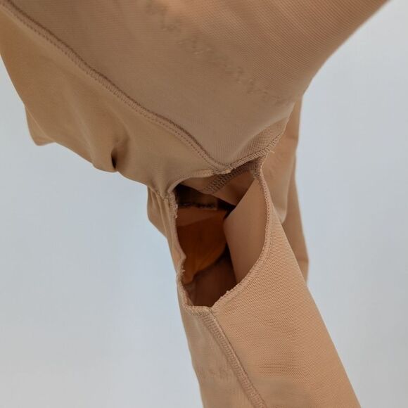 Tommy tuck body shaper - Picture 10 of 16